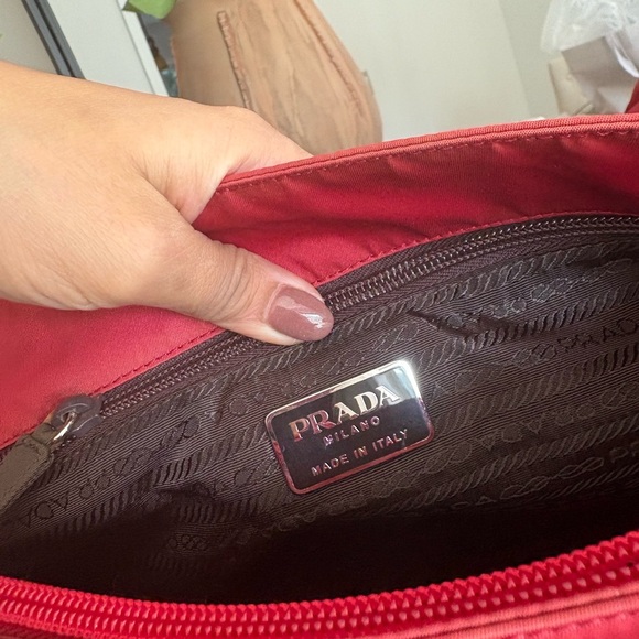 Prada Nylon Tote FINAL PRICE - Picture 9 of 15